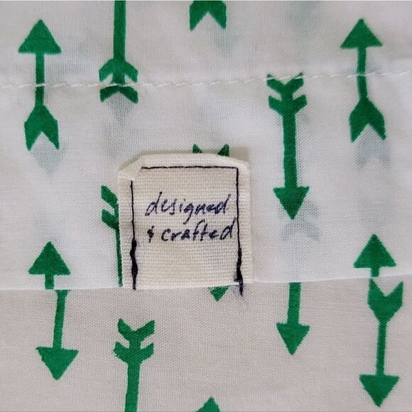 Gap Women's Fitted Boyfriend Button-Down Shirt - Picture 11 of 15